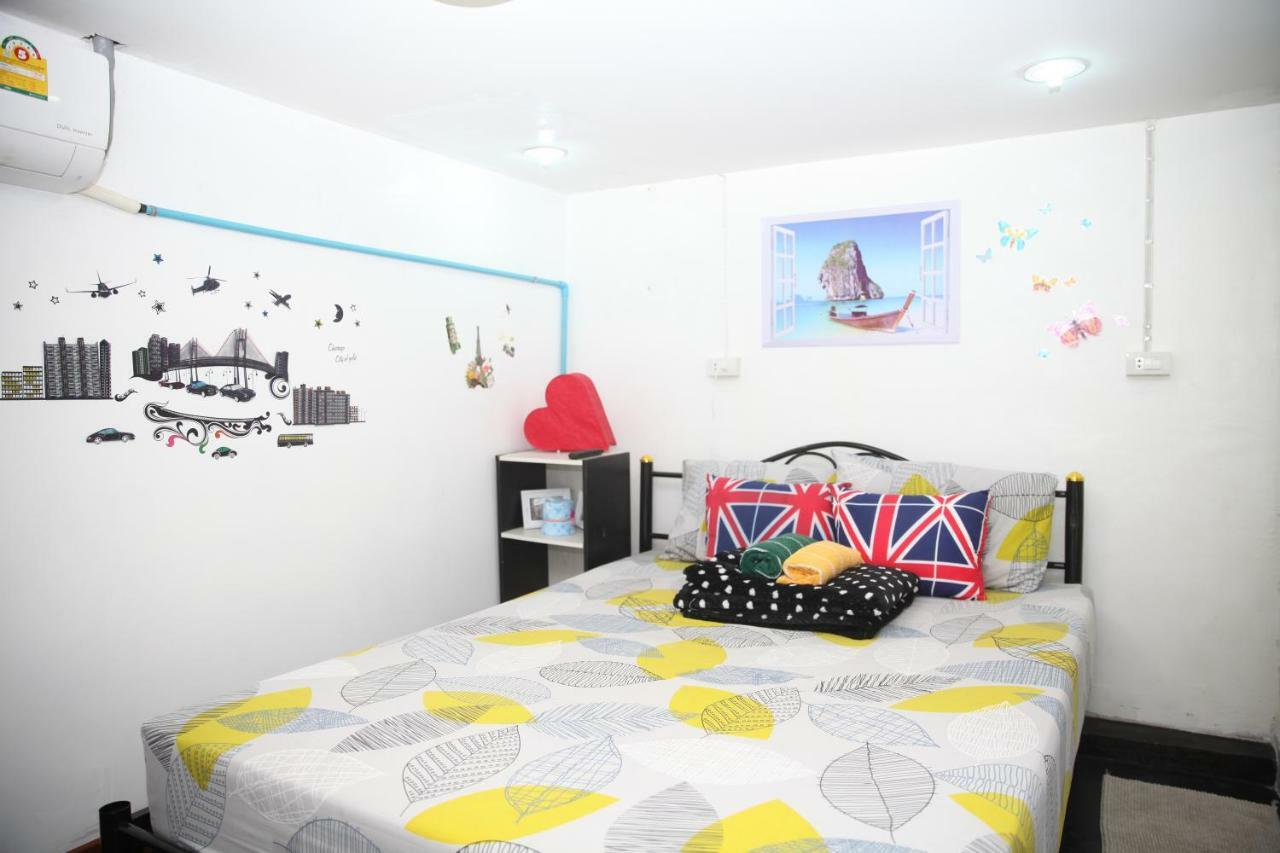 Interpartie Hotel (Adults Only) Бангкок Экстерьер фото